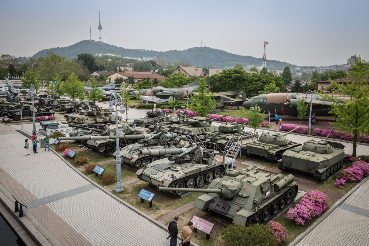 seoul-war-museum-tanks.jpg